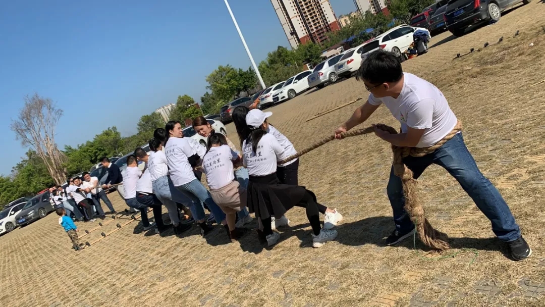 企业团建活动主题名称大全 如何定制企业团体文化衫(images 6)