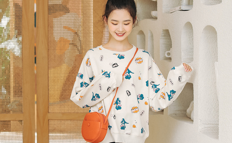 大学班服卫衣定制款式选择什么印花工艺好 大学班服印花素材(images 2)